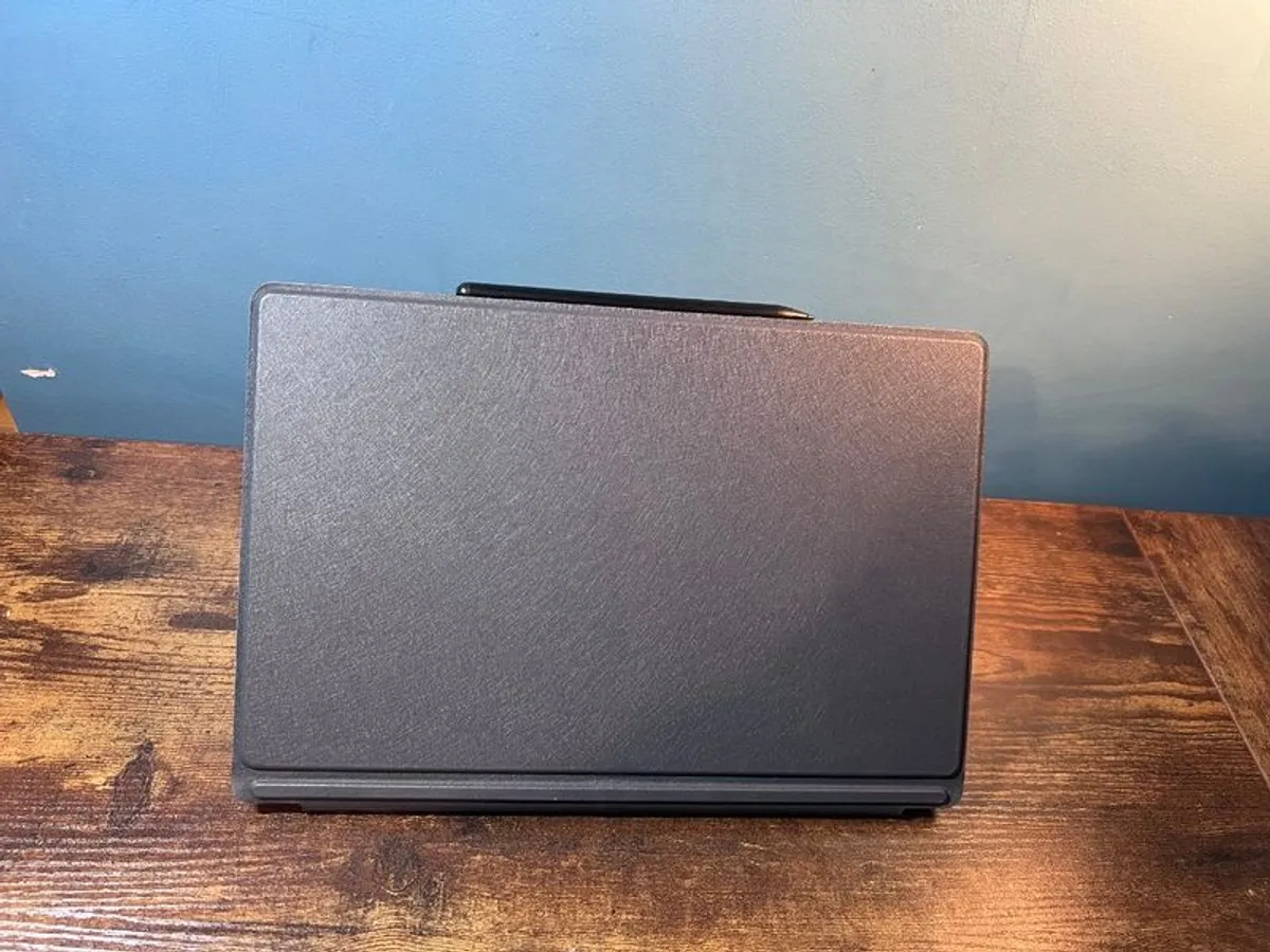 Minisforum V3 Windows Gaming Laptop 3 in 1 - Image 4