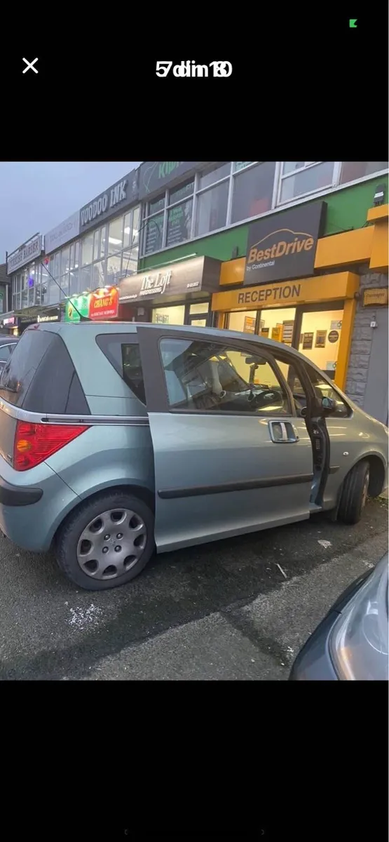 PEUGEOT 1007 Dolce - Image 2