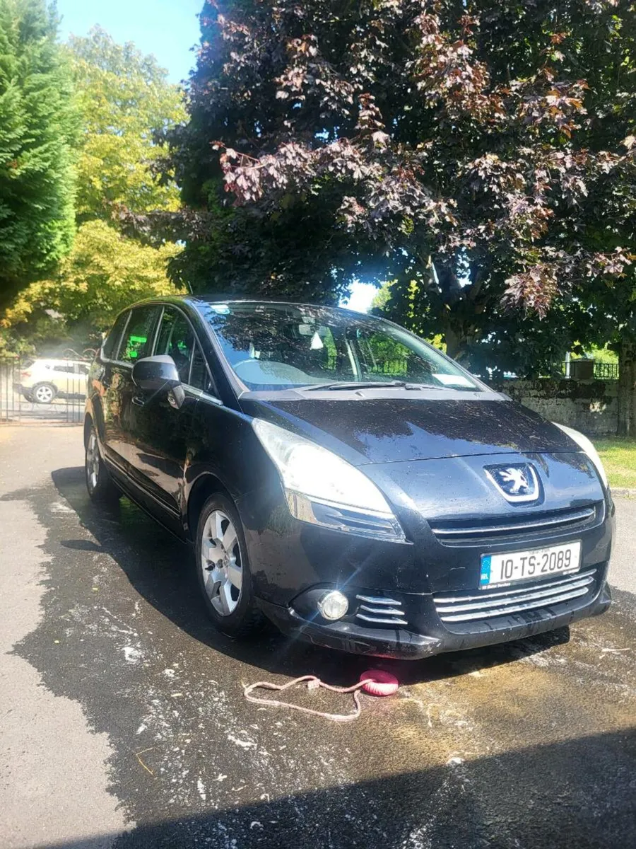 Peugeot 5008 7 seater - Image 4