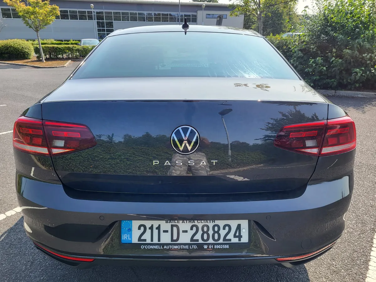 2021 VOLKSWAGEN PASSAT 2.0 TDI  AUTO BUSINESS ED - Image 4