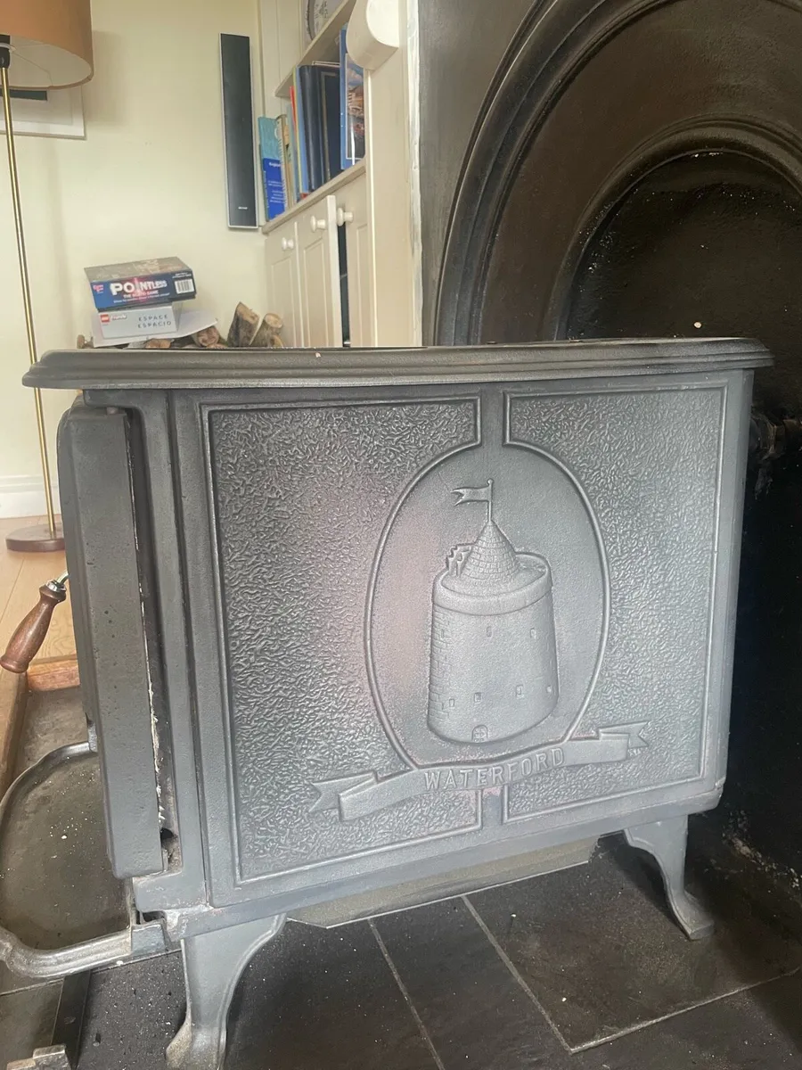Stanley Stove - Image 1