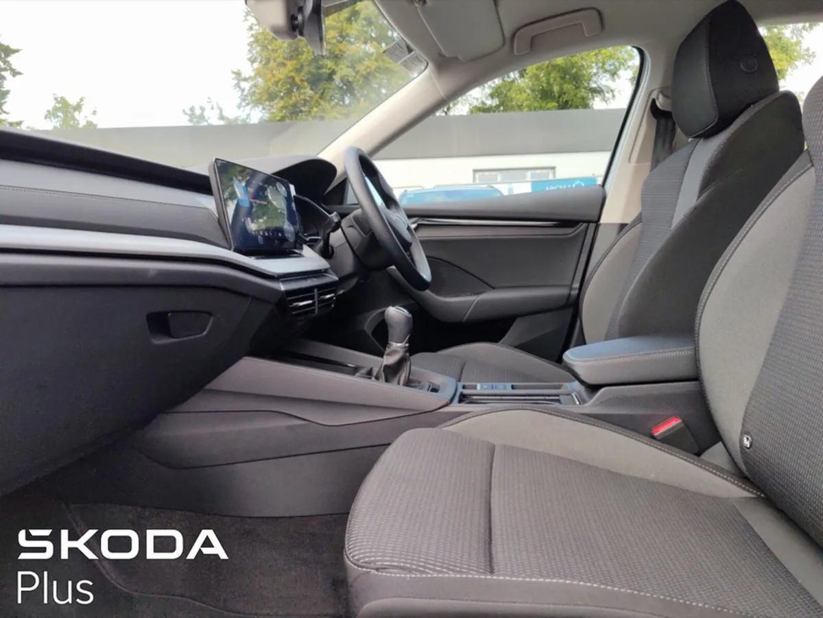 Skoda Octavia SE 2.0 TDI 115HP - Image 4