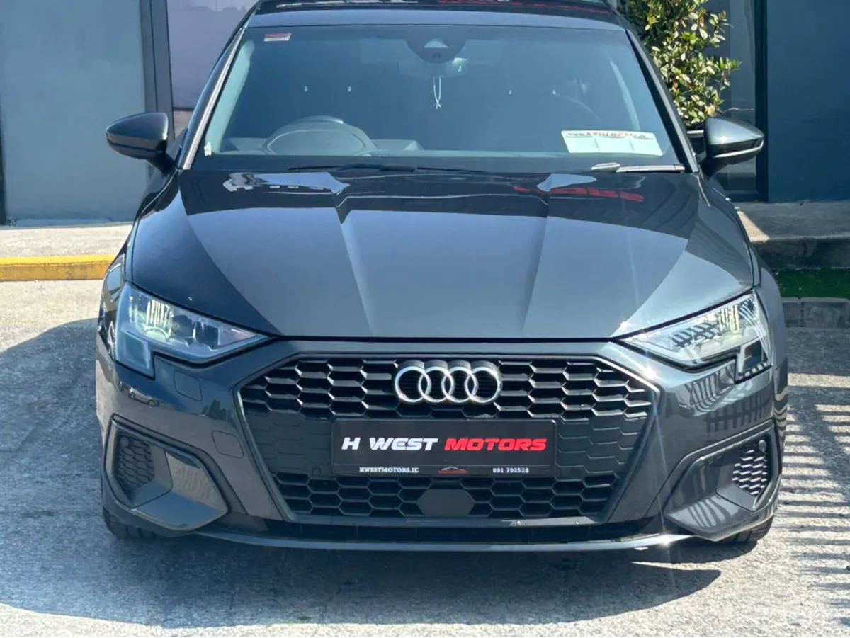 Audi A3 TECHNIK 30 TFSI - Image 3