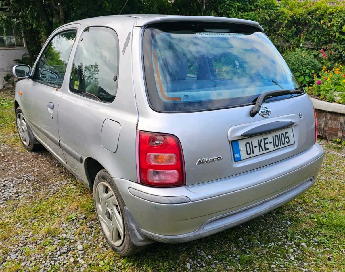 01 Nissan Micra Automatic 1.0 - Image 4