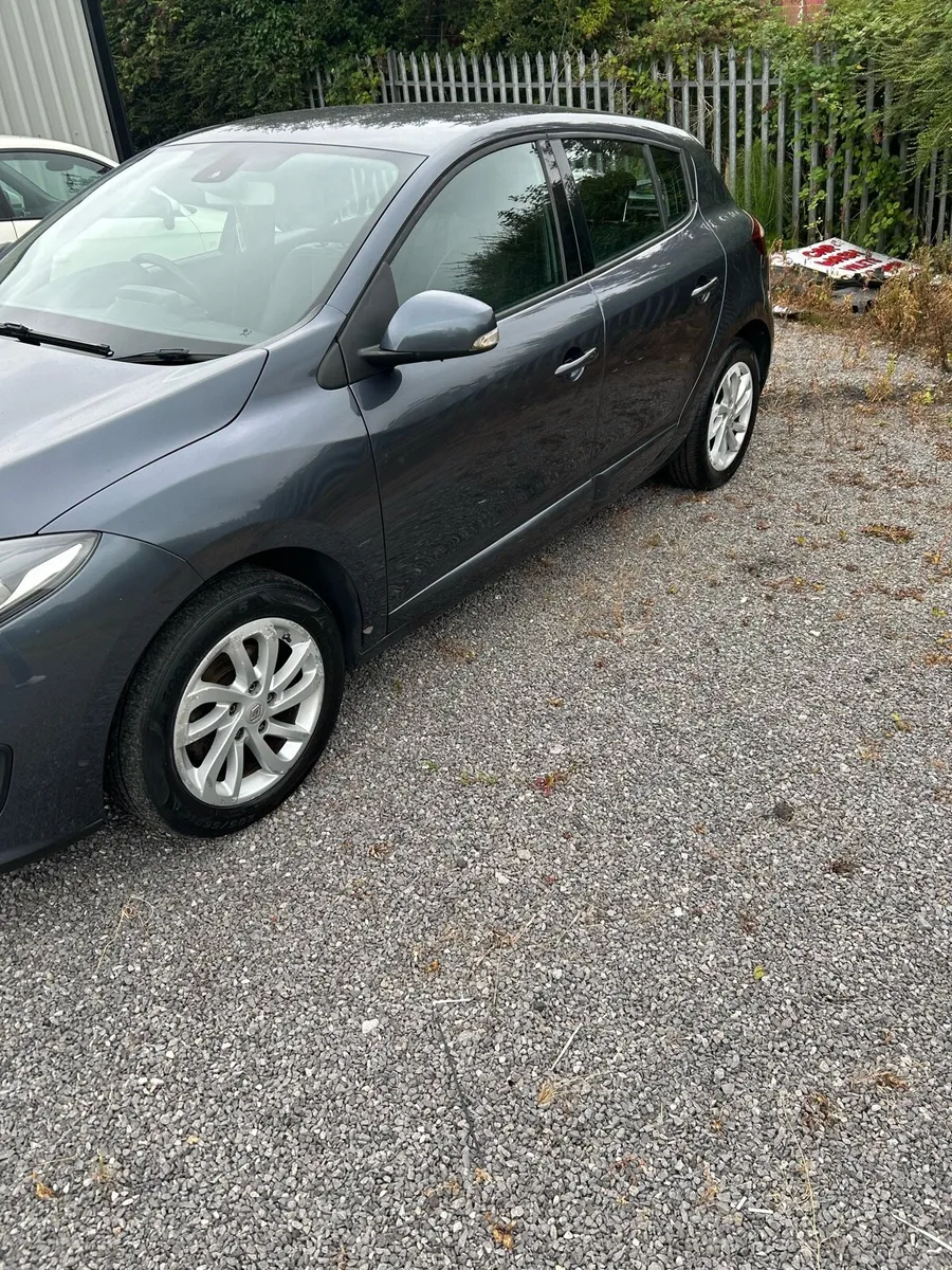 Renault Megane 1.5 dci dynamic Tomtom - Image 2