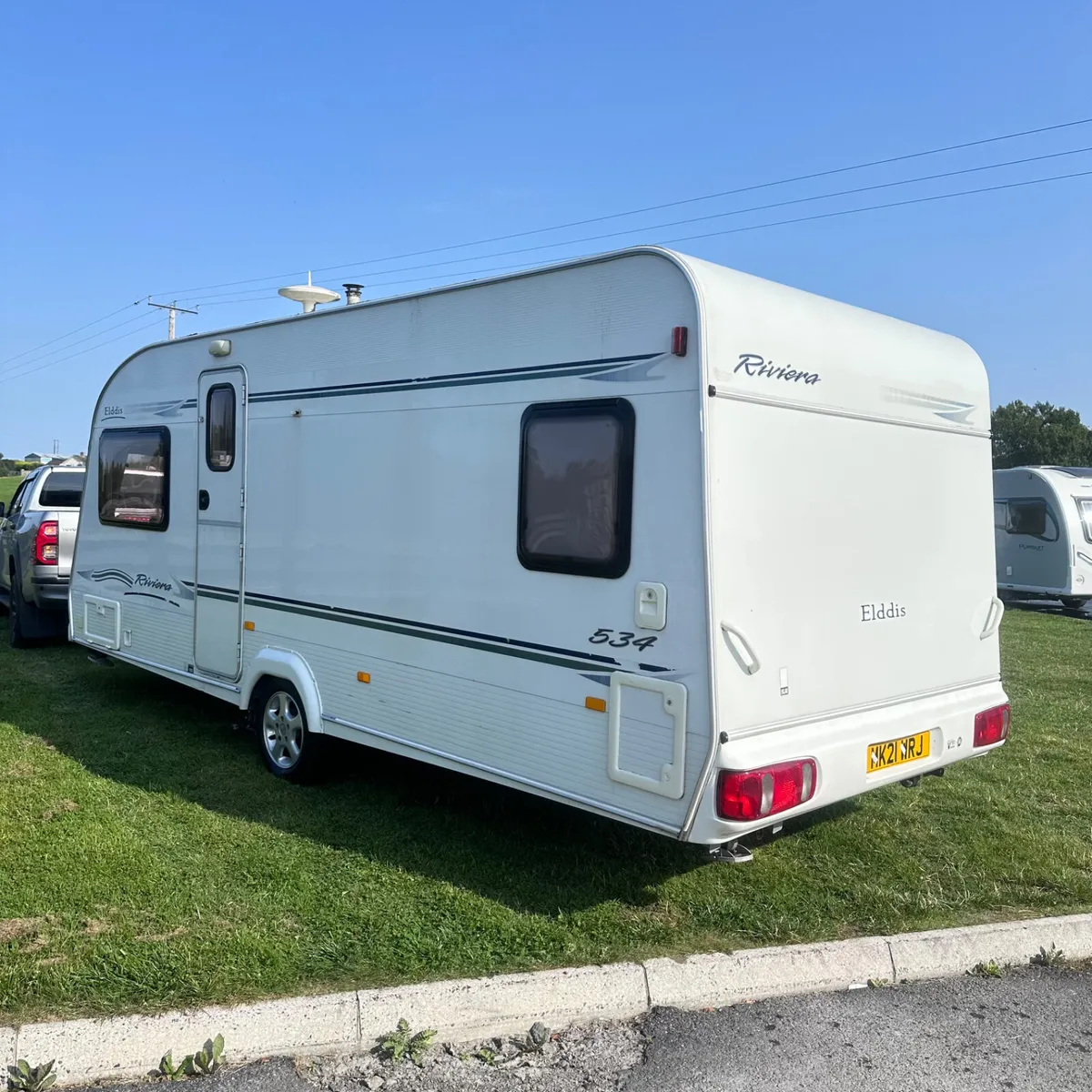 ✨COMPASS RIVERA 4 BERTH FIXED BED✨ - Image 2