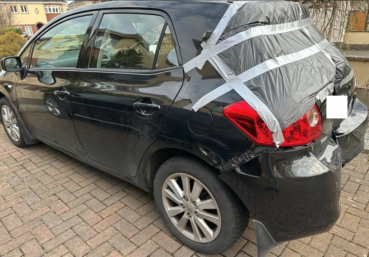 Toyota Auris 2007 1.6L VVTi MM Automatic - Image 3