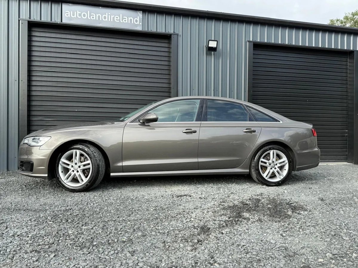 AUDI A6 2.0 QUATTRO LOW MILEAGE - Image 2