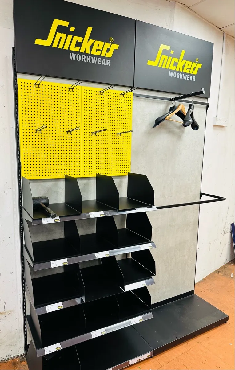WORK WEAR SHOP DISPLAY EXHIBITION STAND