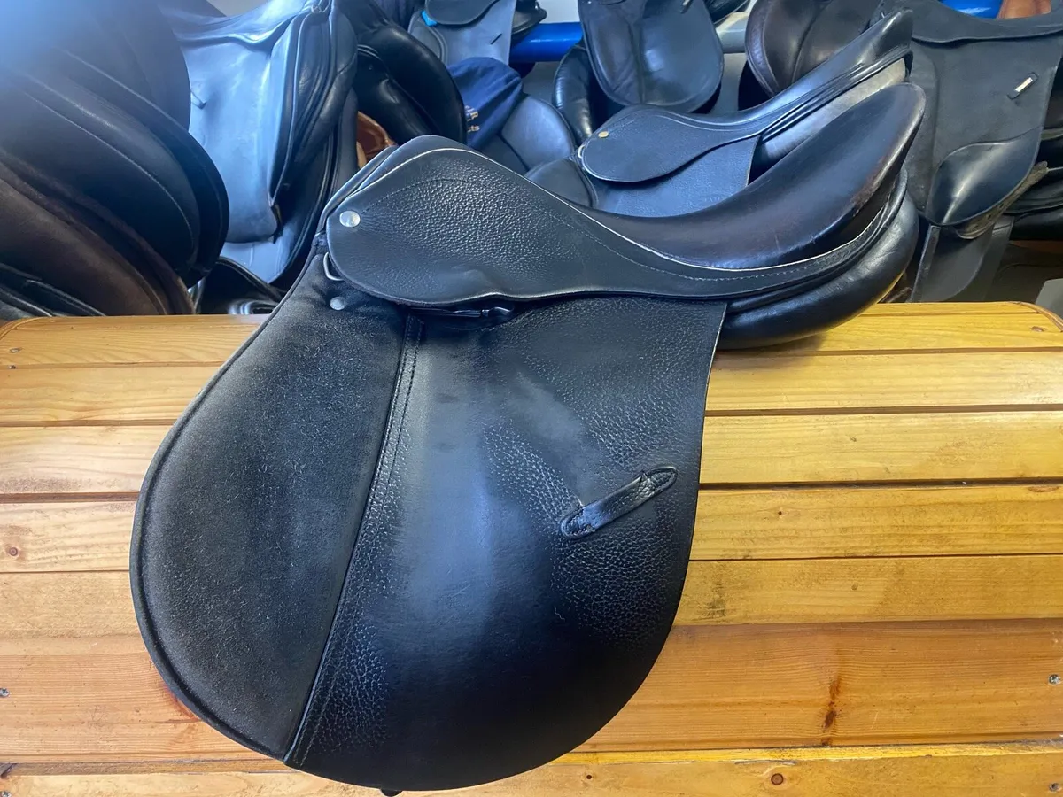 Zaldi Tom small 16” Leather pony saddle - Image 1