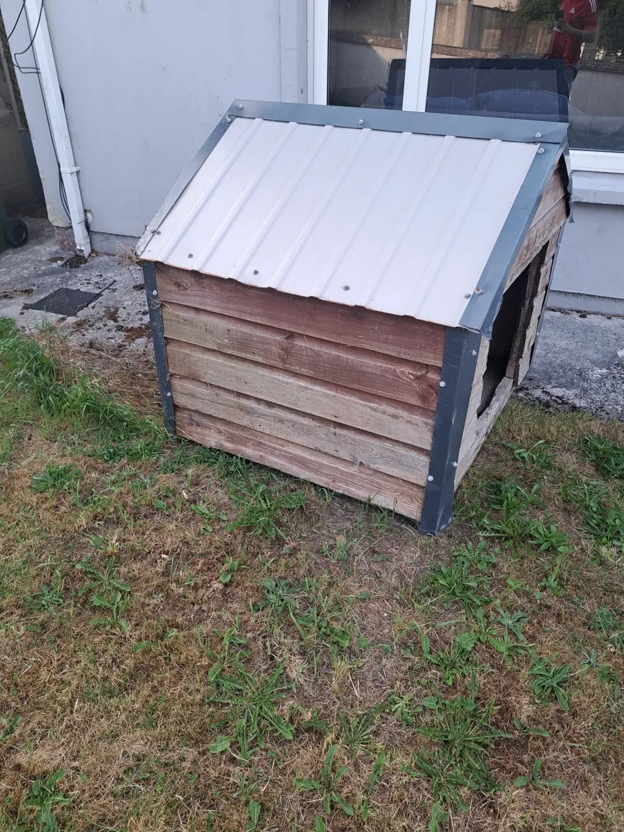 Dog house - Image 2