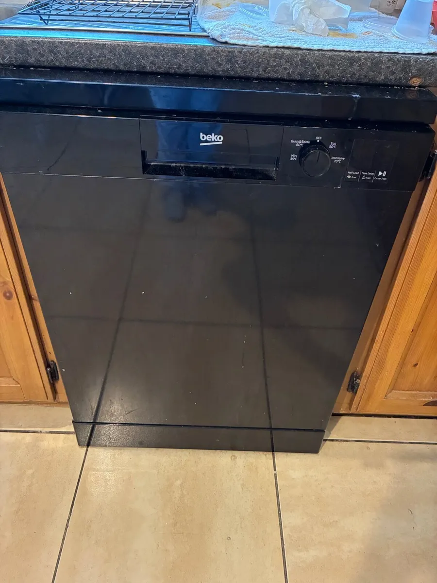 Dishwasher - Image 2