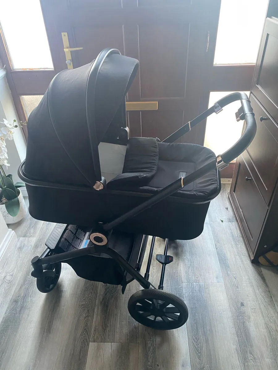 Ickle Bubba Altima Travel System - Image 2