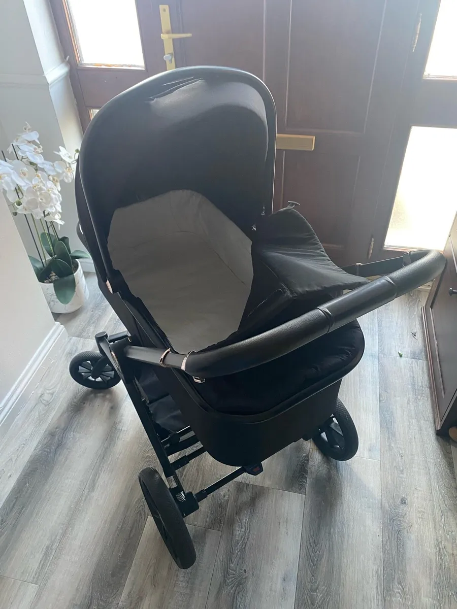 Ickle Bubba Altima Travel System - Image 4