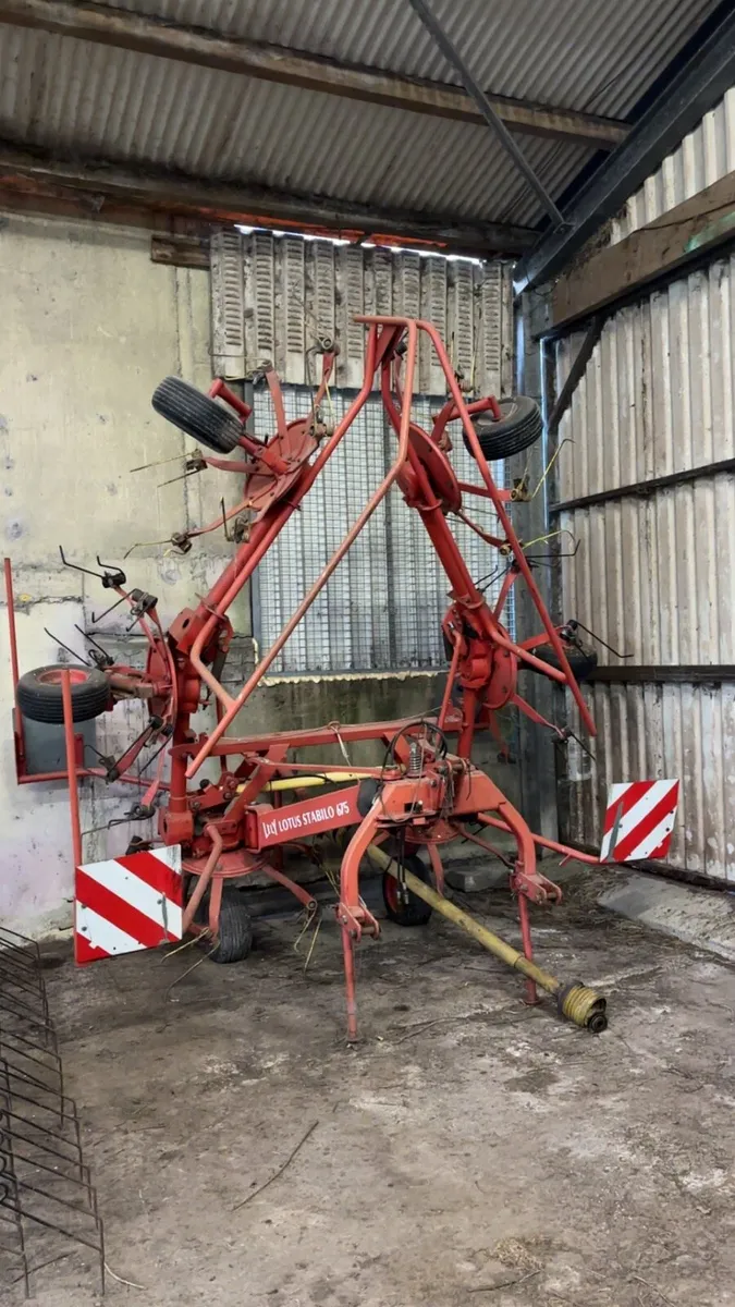 Lely Tedder - Image 1