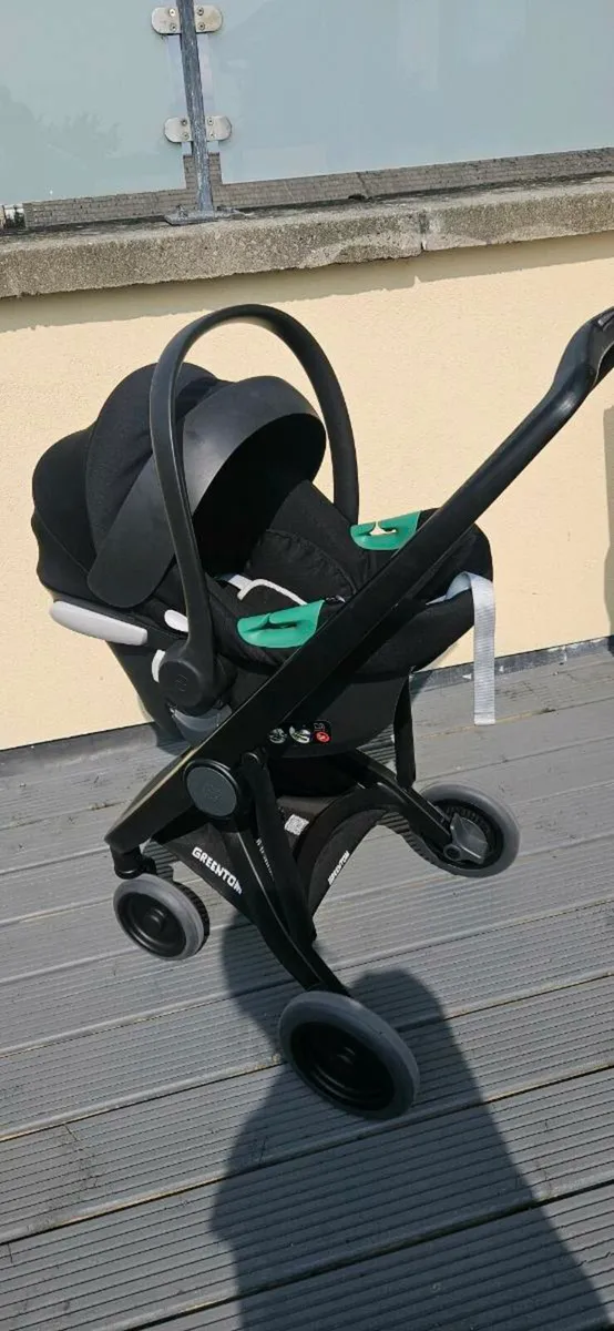 Pram - Image 2