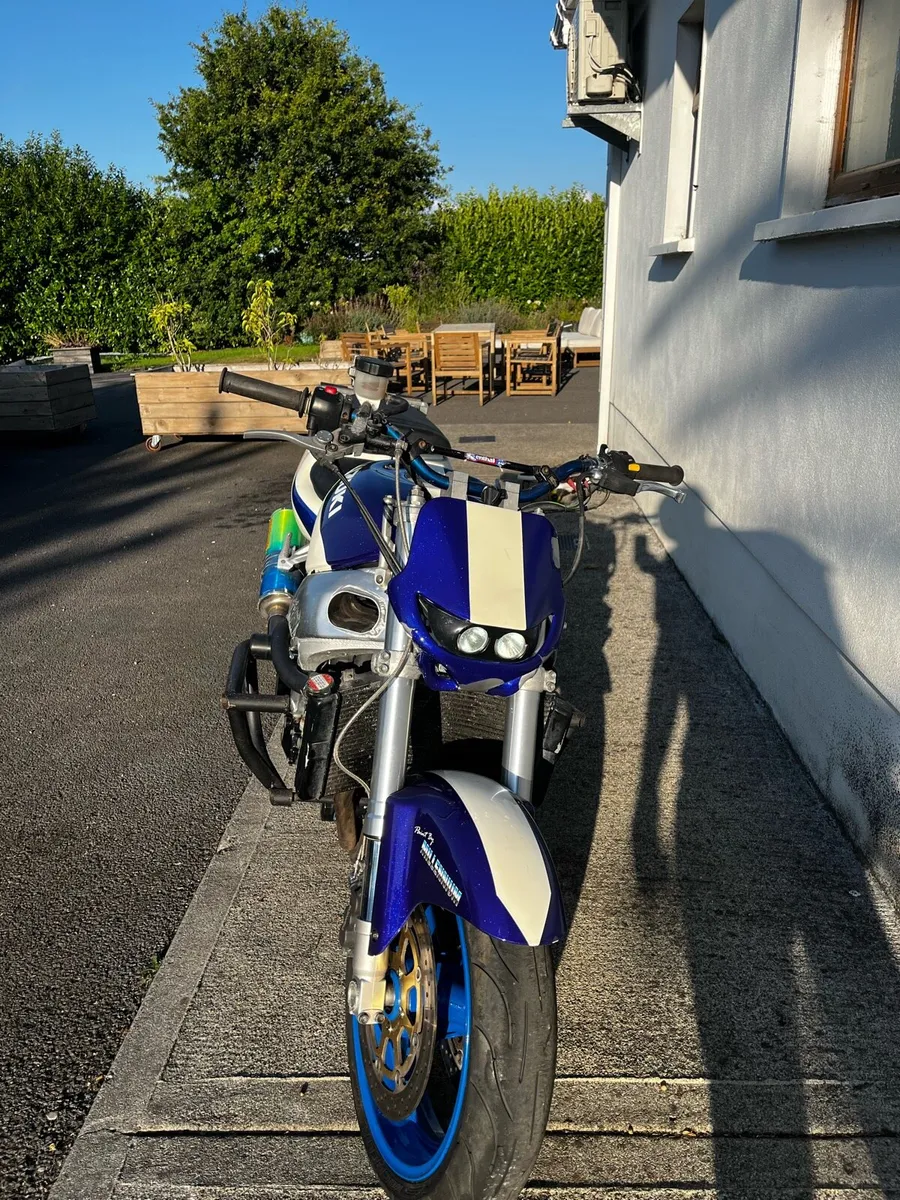 Suzuki GSXR 750 stunt bike - Image 3