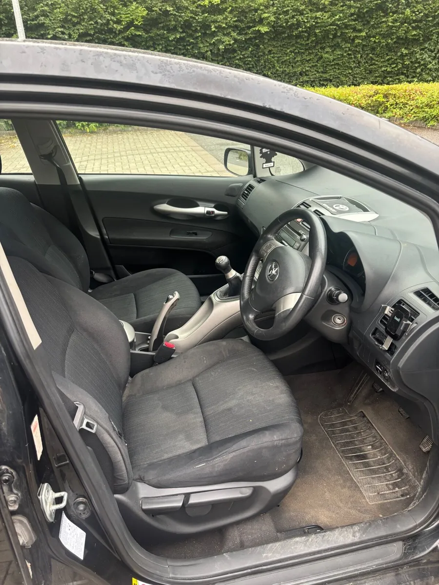 Toyota Auris 2008 - Image 4