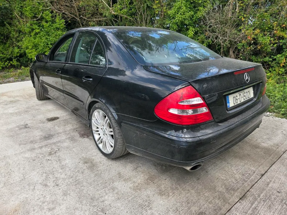 MERCEDES BENZ E200 KOMPRESSOR - Image 3