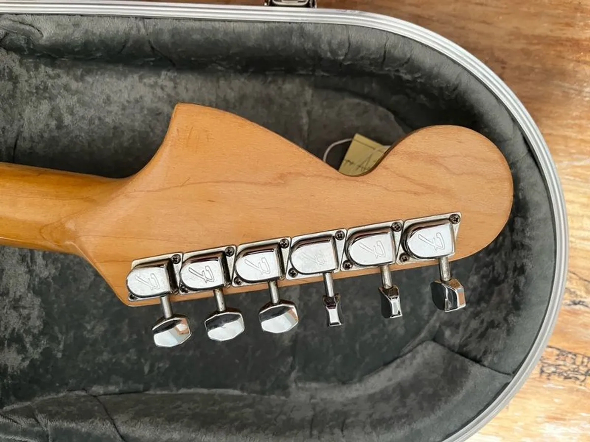 fender stratocaster 1977 - Image 4