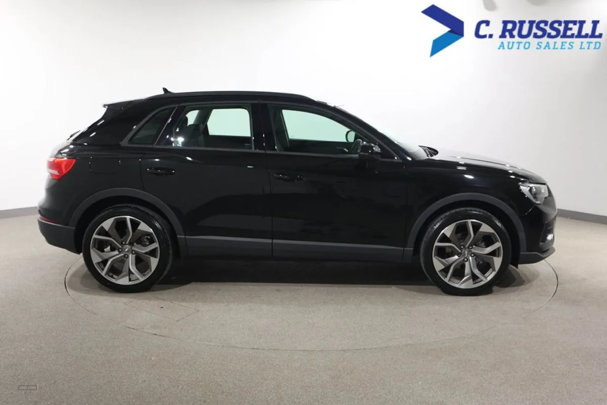 Audi Q3 Estate - Image 4