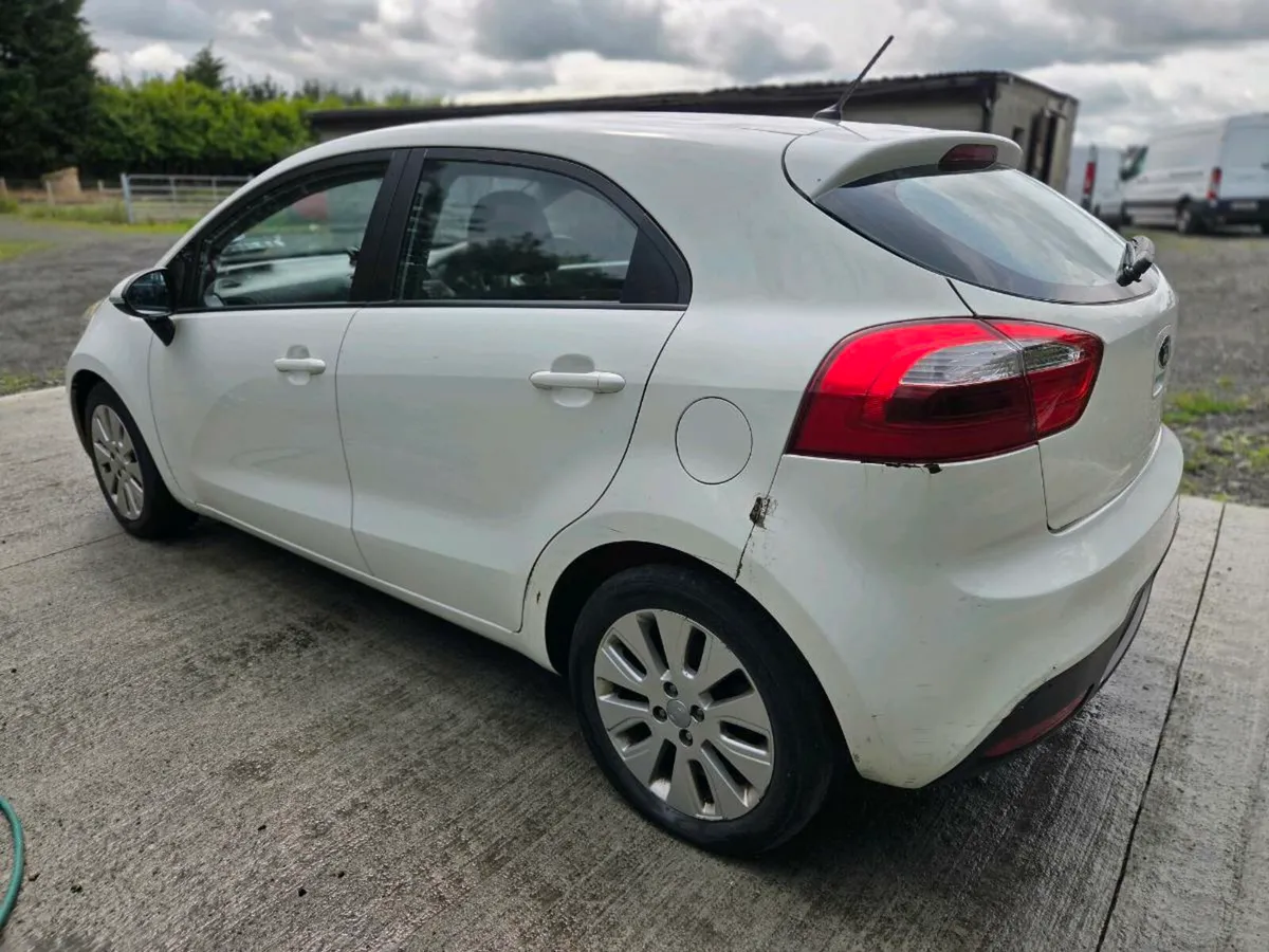 2013 Kia Rio - Image 3