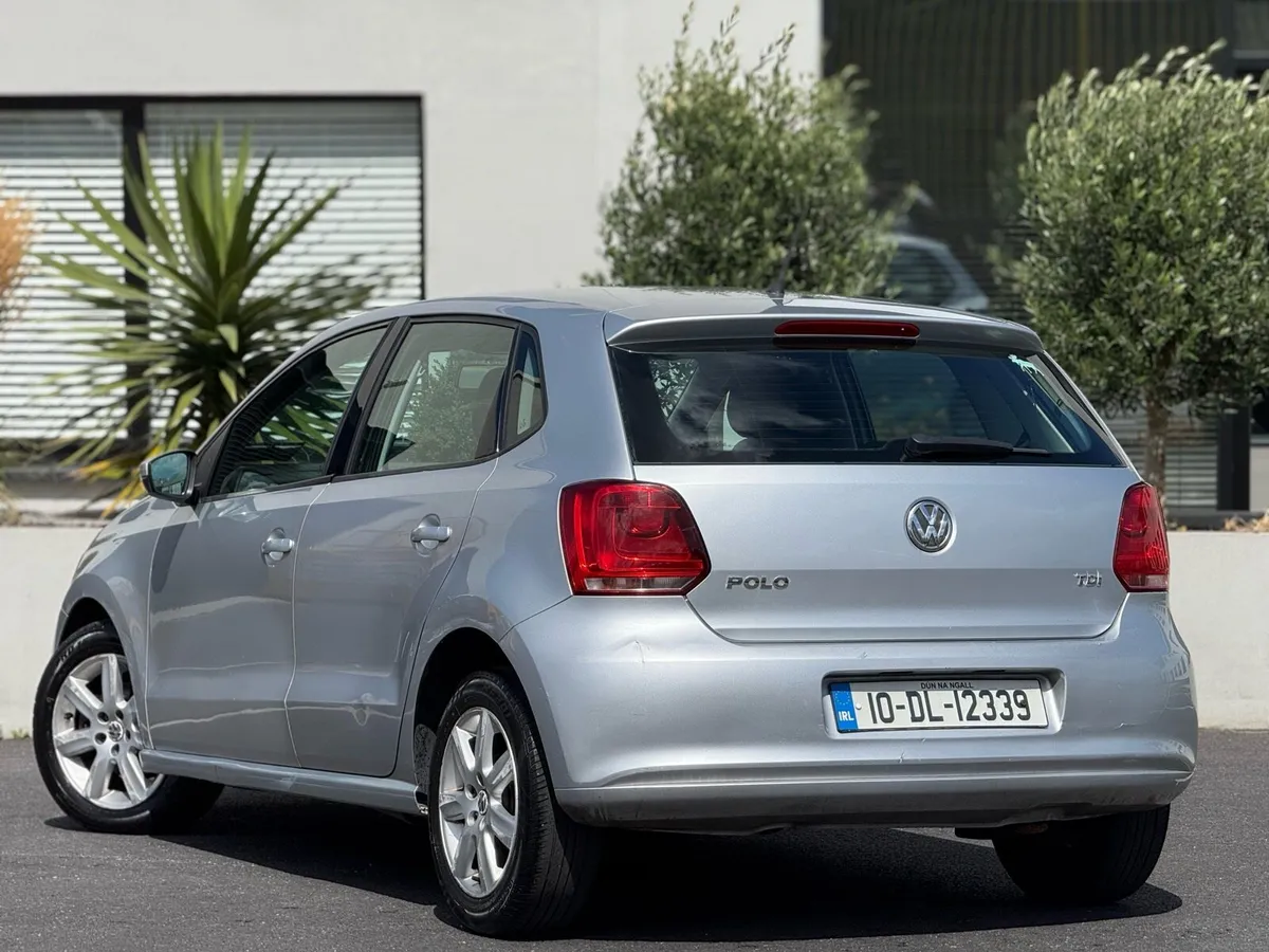 Vw Polo 1.6Tdi 2010 - Image 3