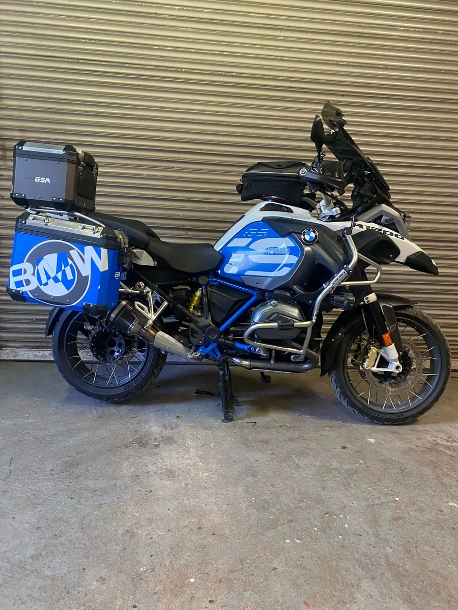 Immaculate bmw r1200 gsa Rallye - Image 3