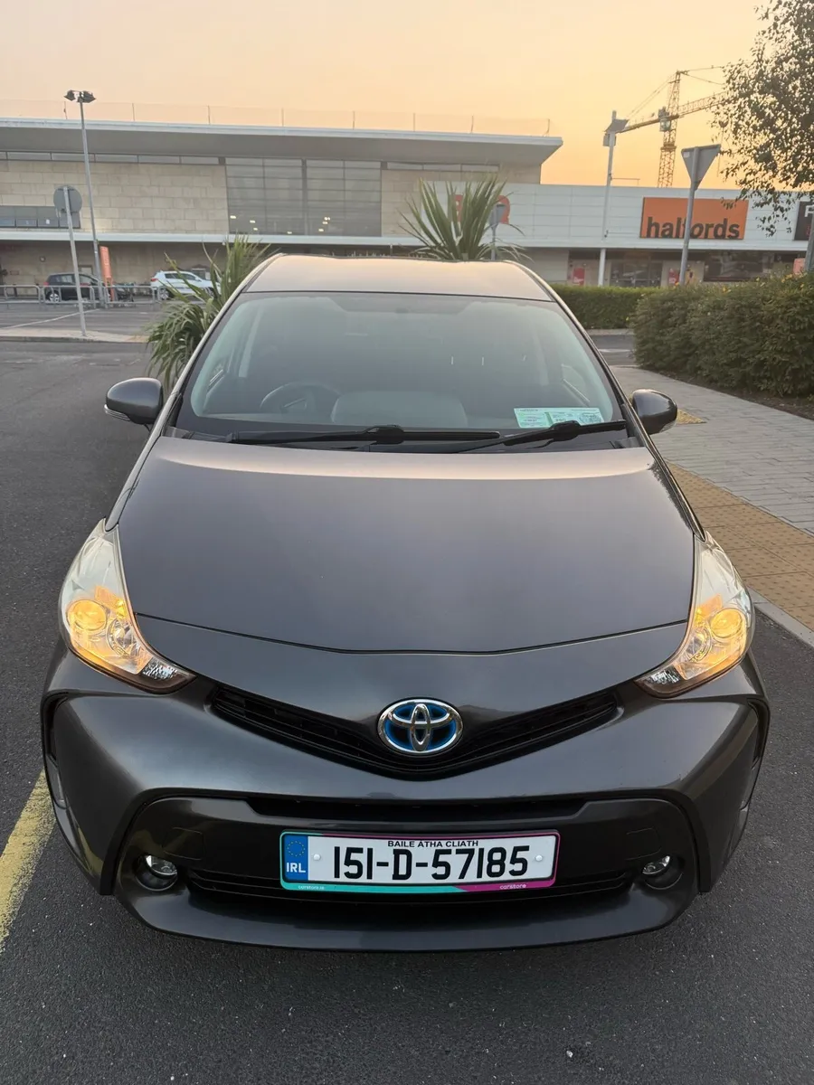 Toyota Prius - Image 2