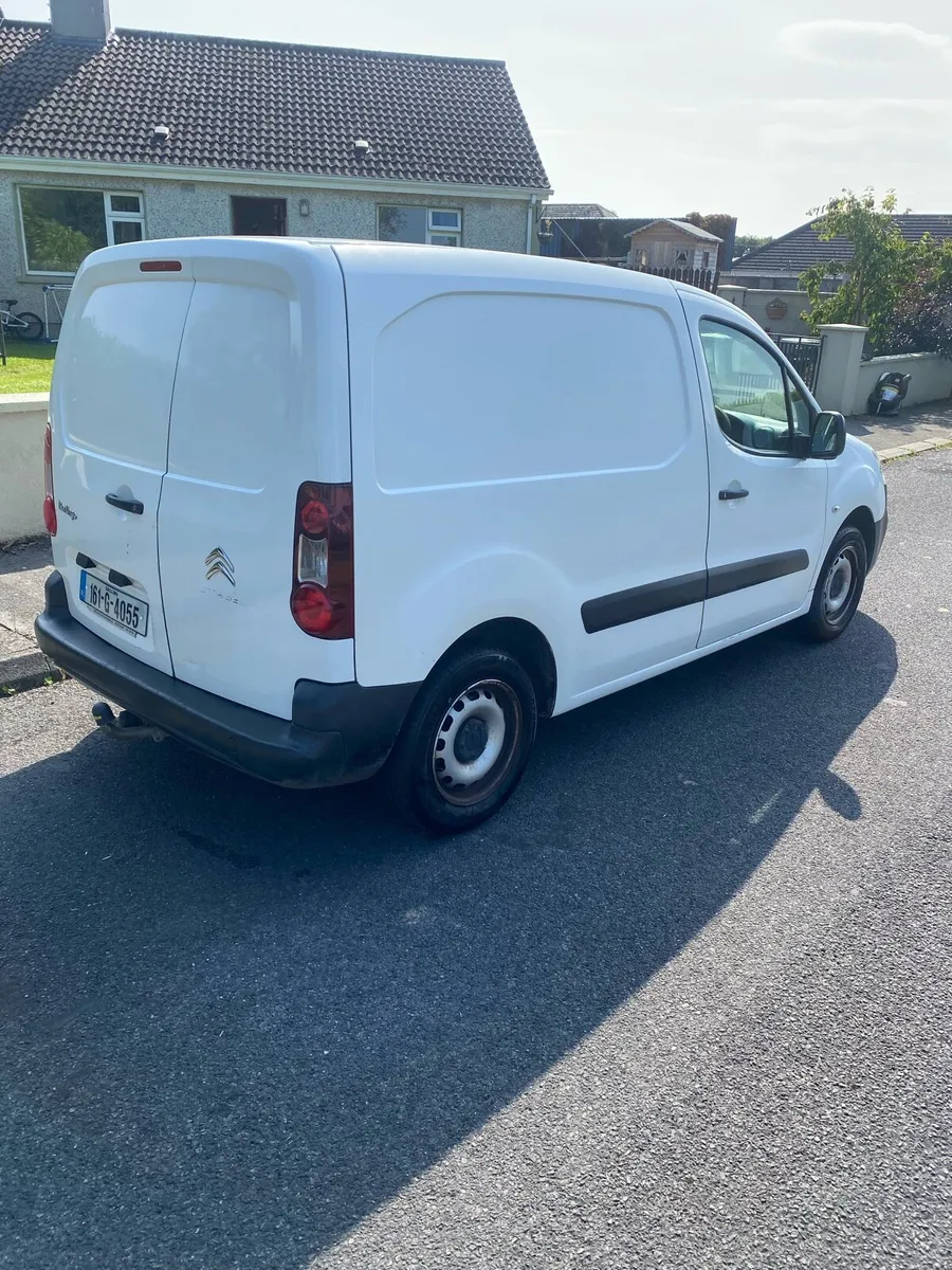 LOW MILEAGE !!!! Berlingo van - Image 2
