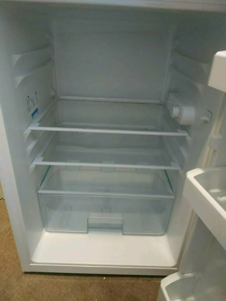 Beko under counter fridge - Image 4