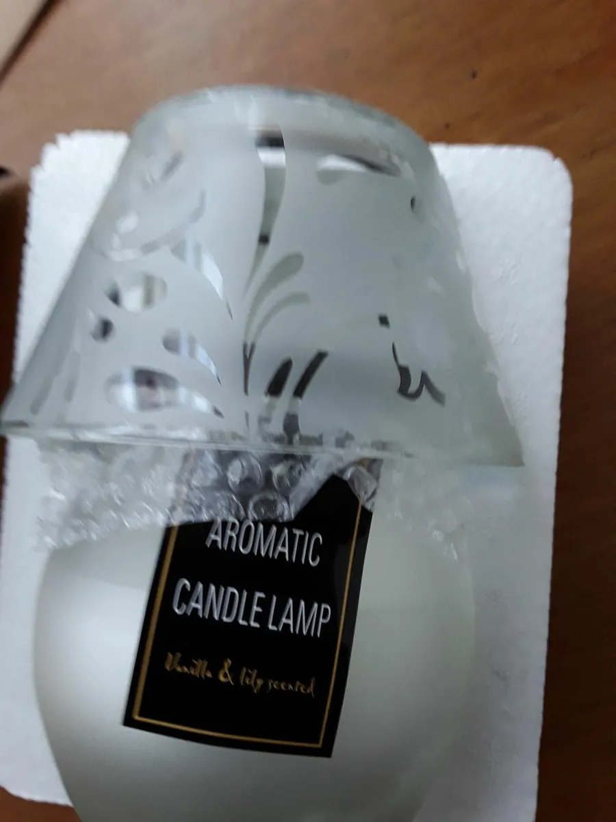 Brand new scented candle inbox unwanted gift - Image 3