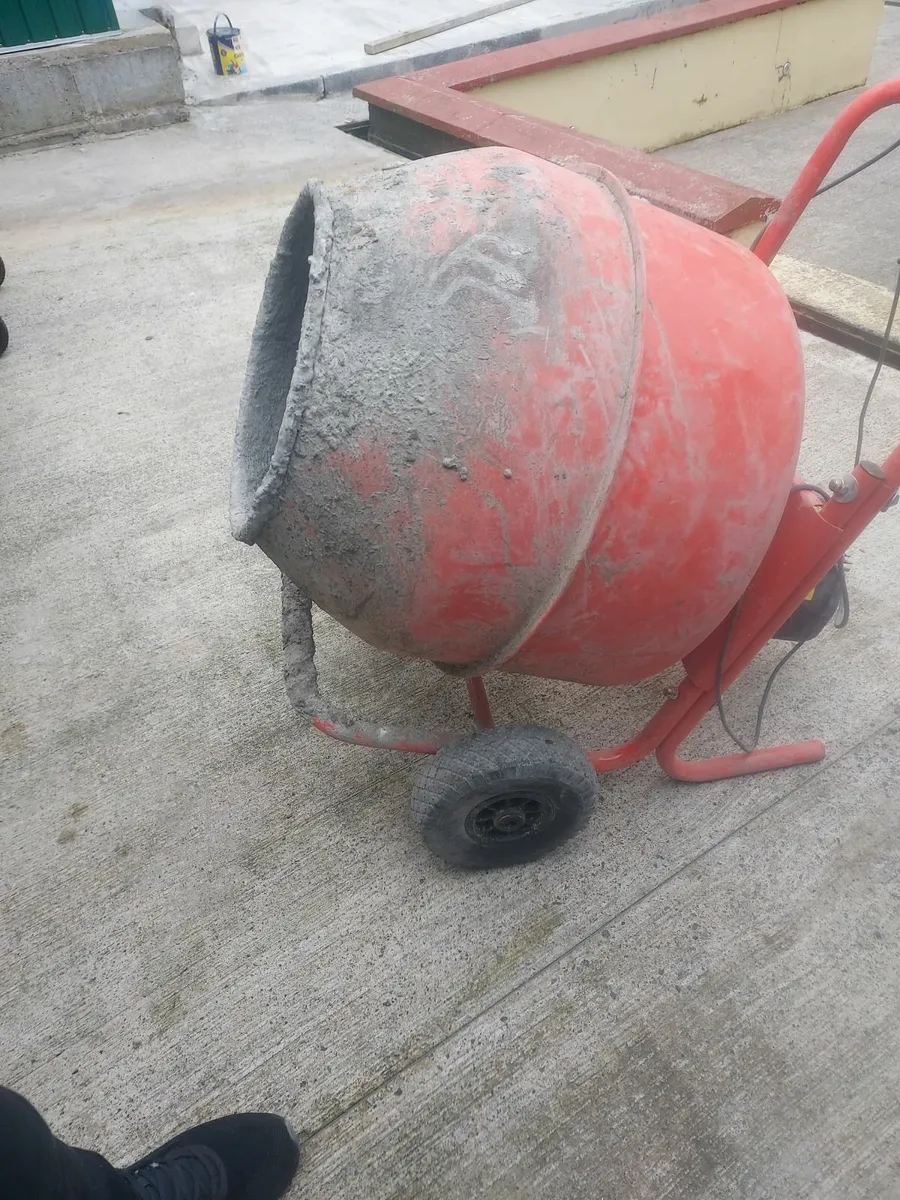 Cement mixer - Image 2
