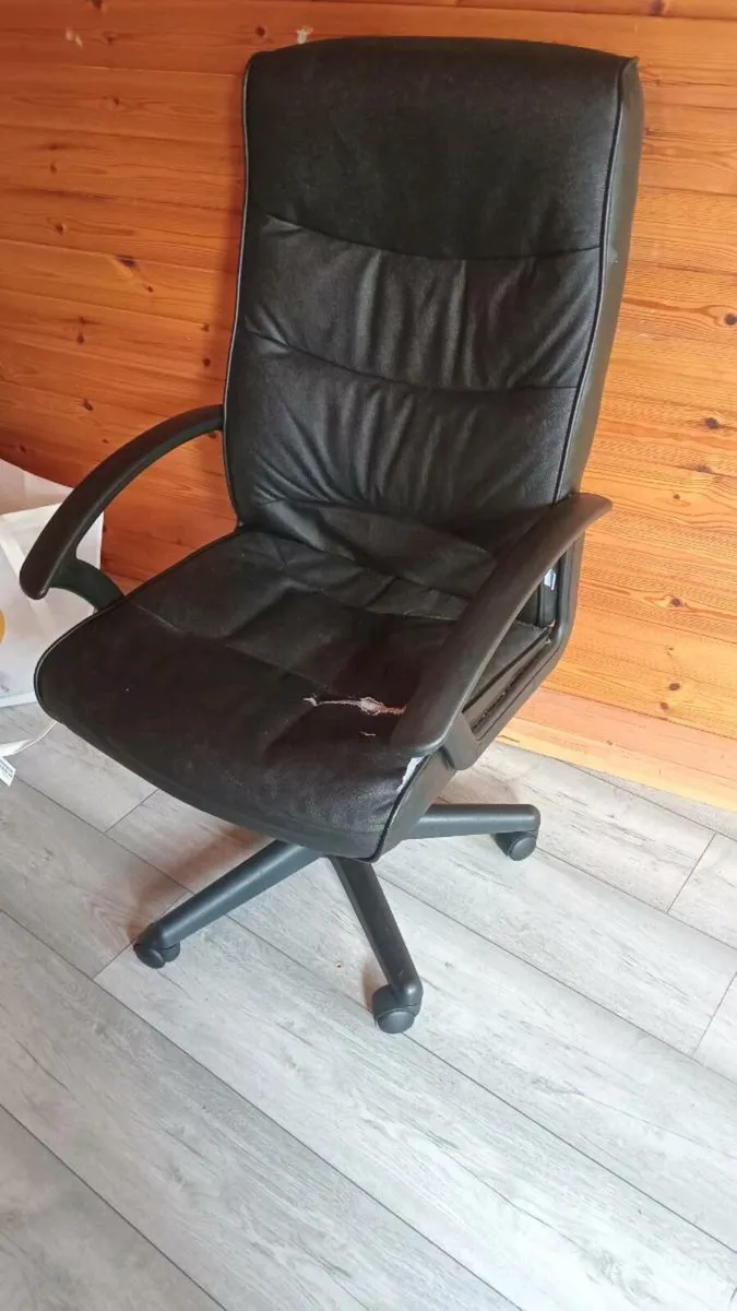 Free Office chair - Image 1