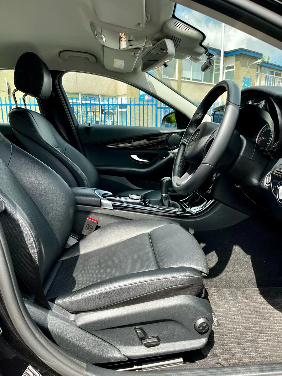 2017 Mercedes Benz C Class Manual 59K - Image 4