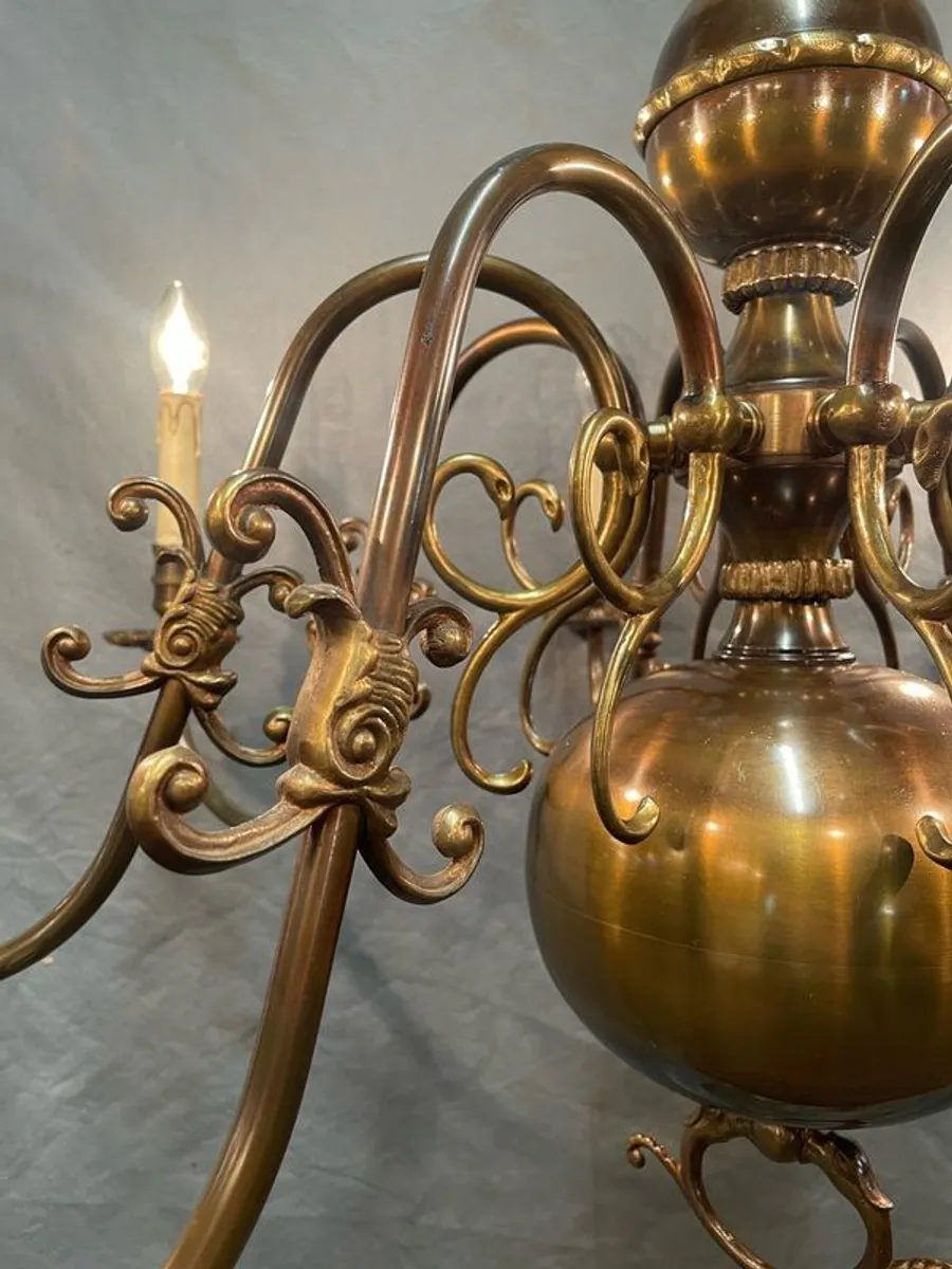 A Very Good Large 8 Branch Flemish Chandelier. - Image 3