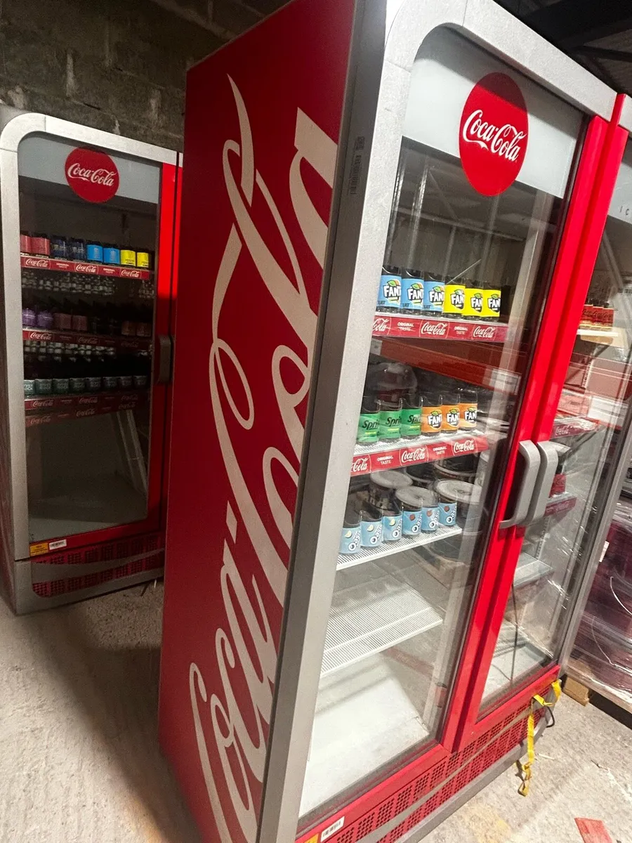 Coke commercials 2 door fridge - Image 4