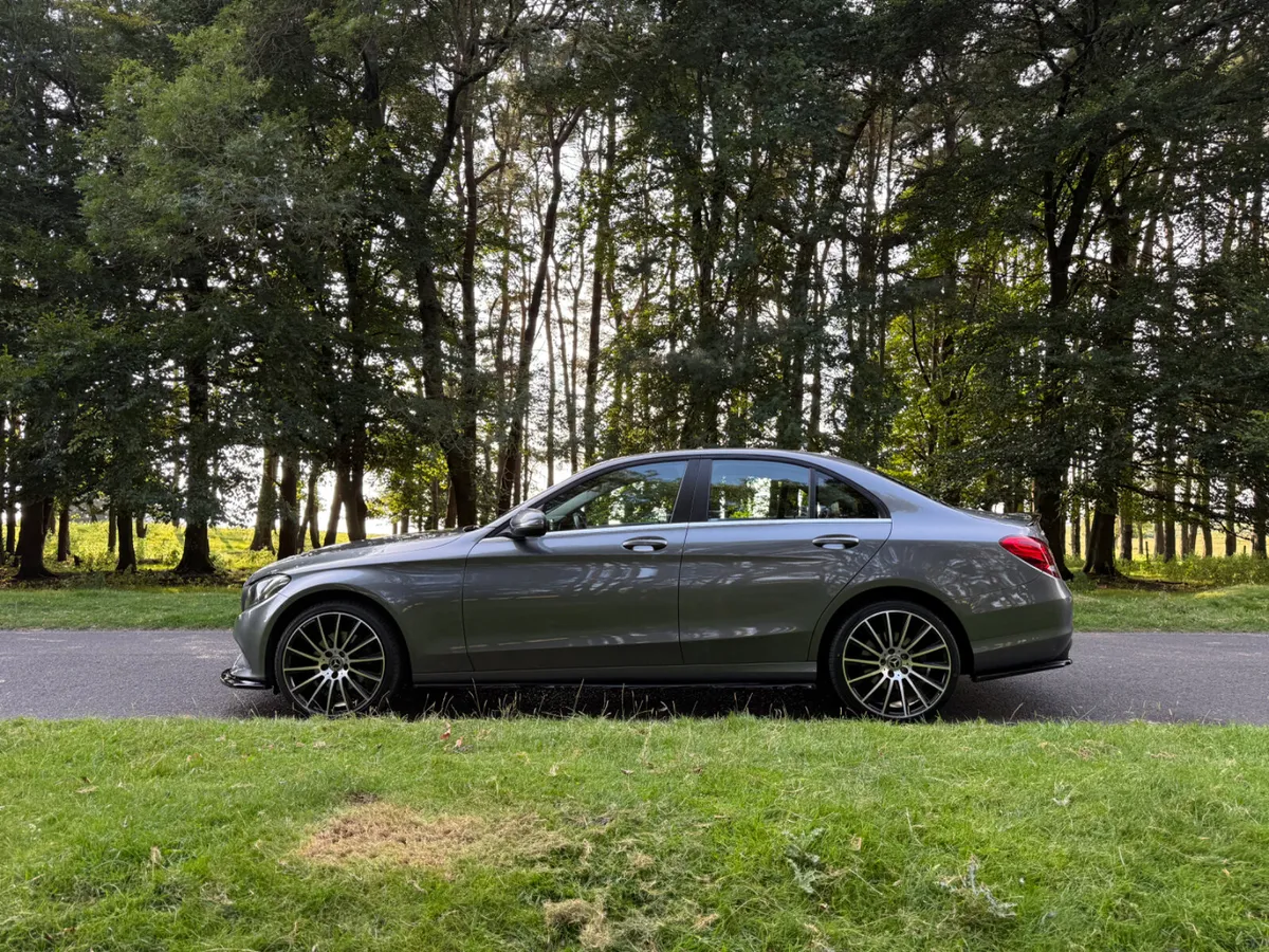 Mercedes-Benz C-Class 2017 Diesel - Image 4