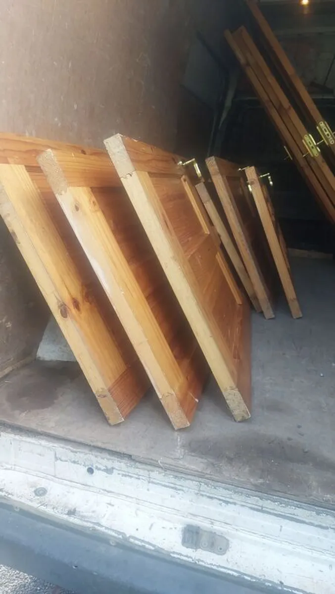 Solid pine wood doors - Image 1