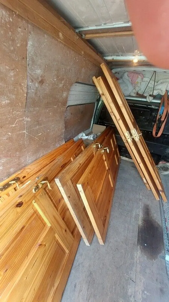 Solid pine wood doors - Image 2