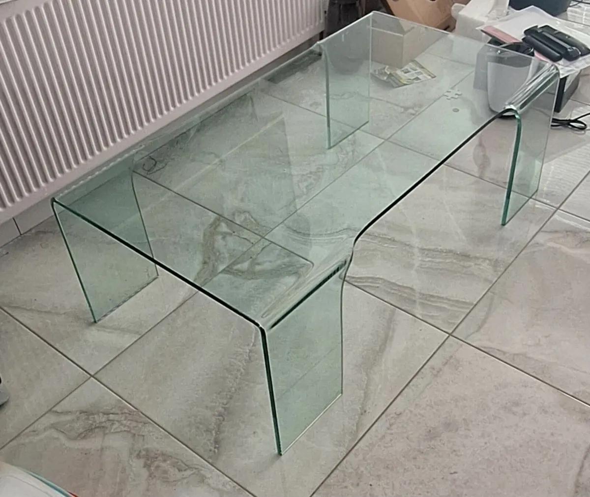 Glass coffee table - Image 1