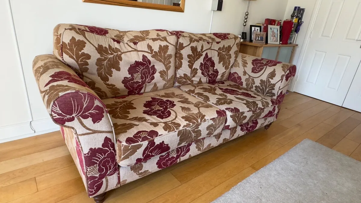 3 seater and 2.5 seater Couches - Image 1