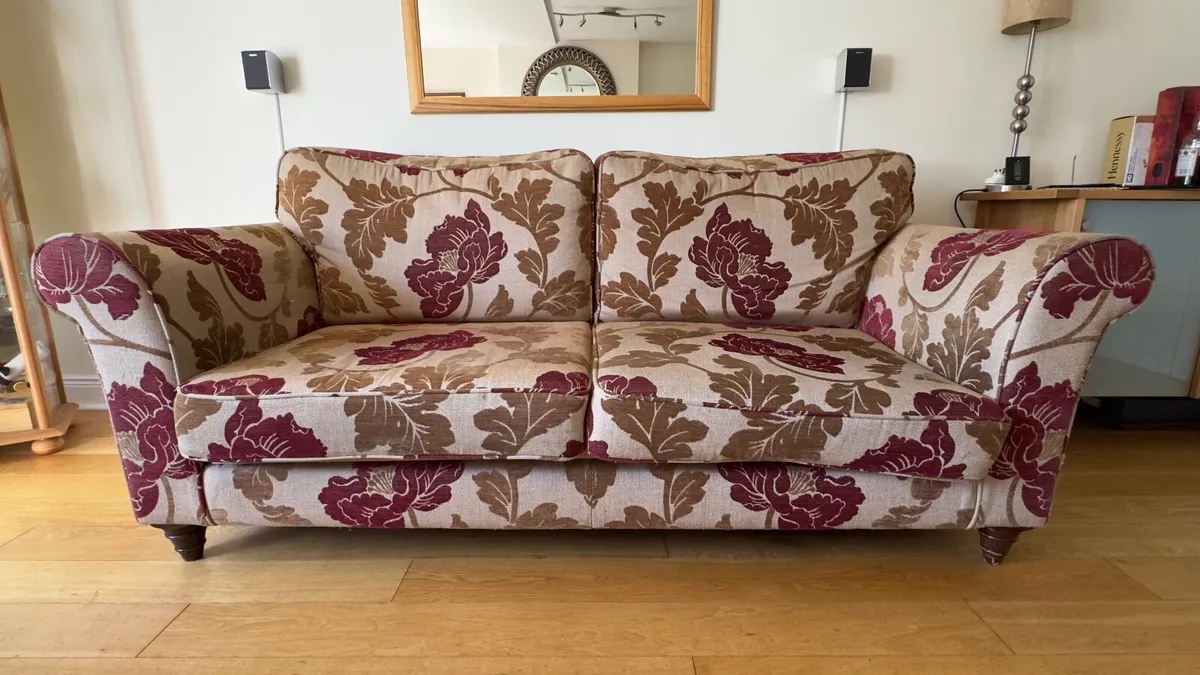 3 seater and 2.5 seater Couches - Image 3
