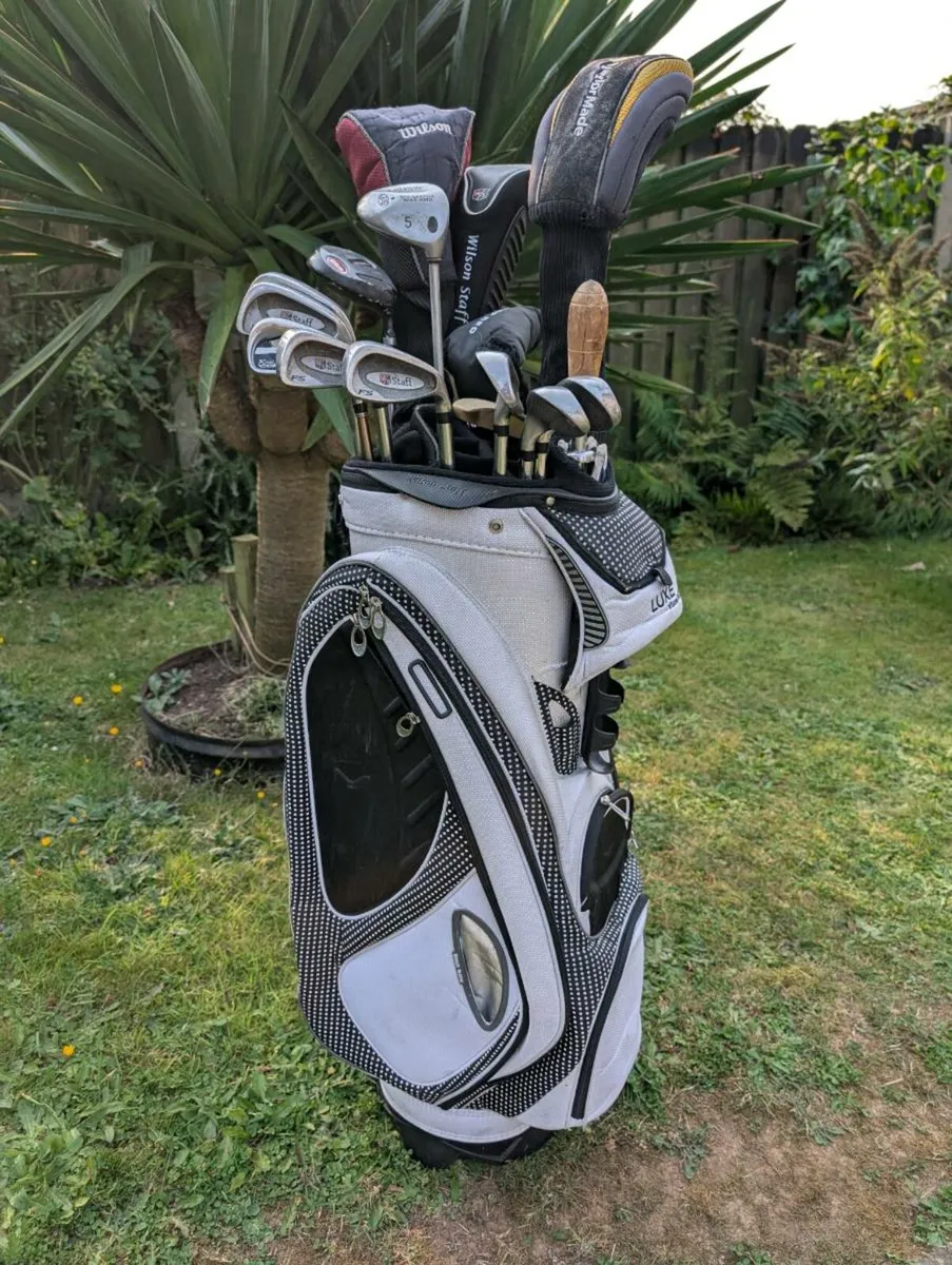 Wilson Golf clubs & rare Wilson staff tour bag - Image 3
