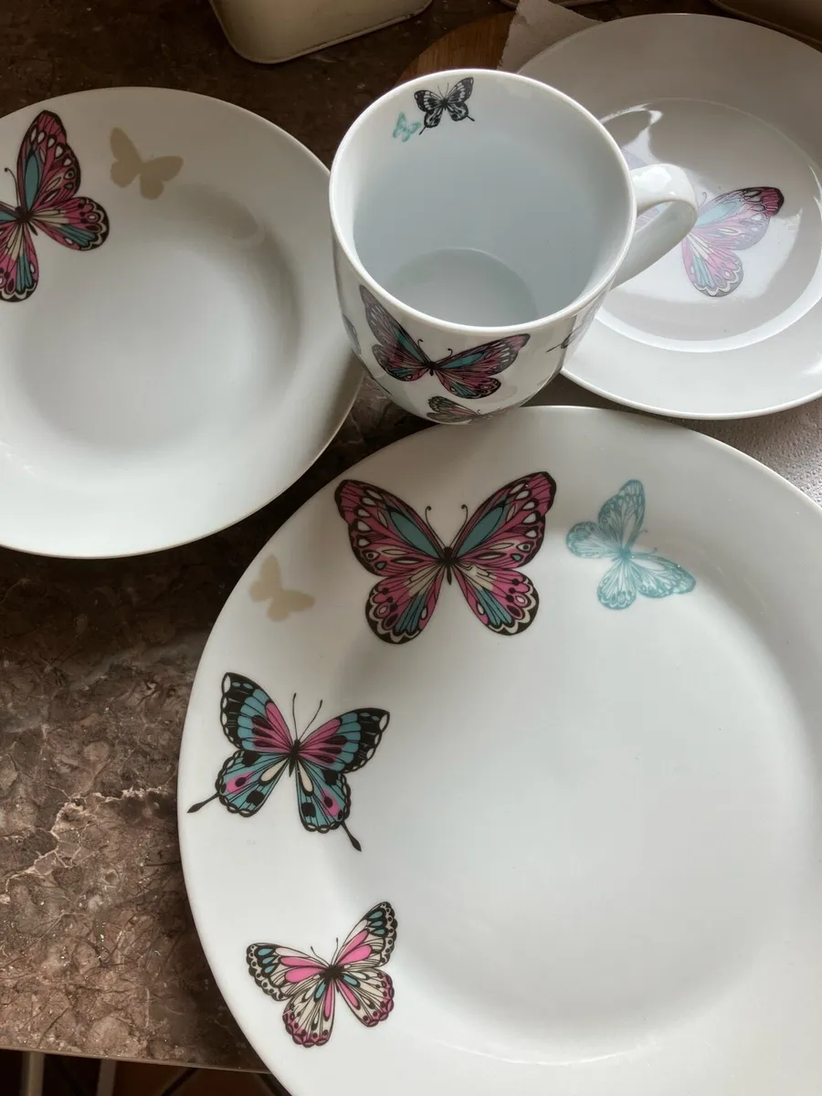 Dinner set - Image 1