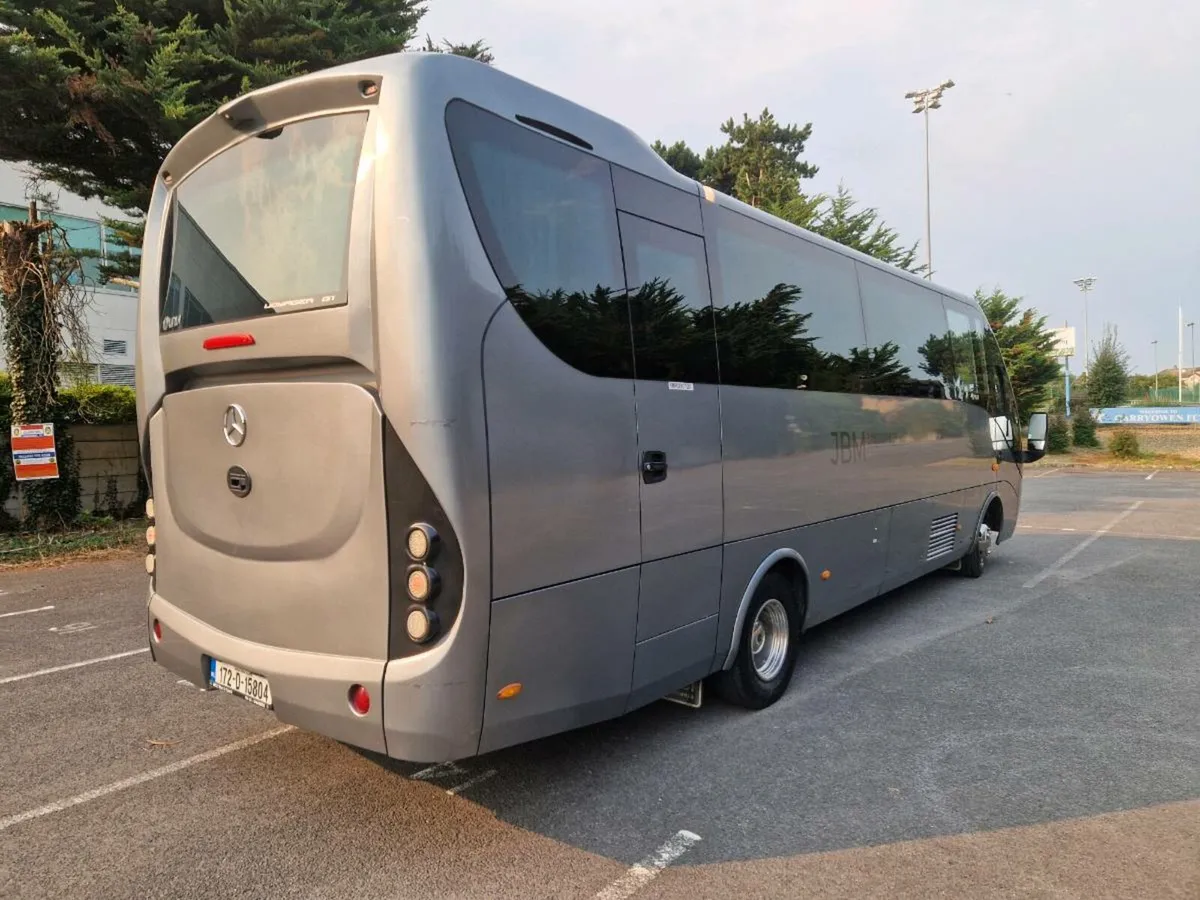 Mercedes Unvi Voyager - Image 3
