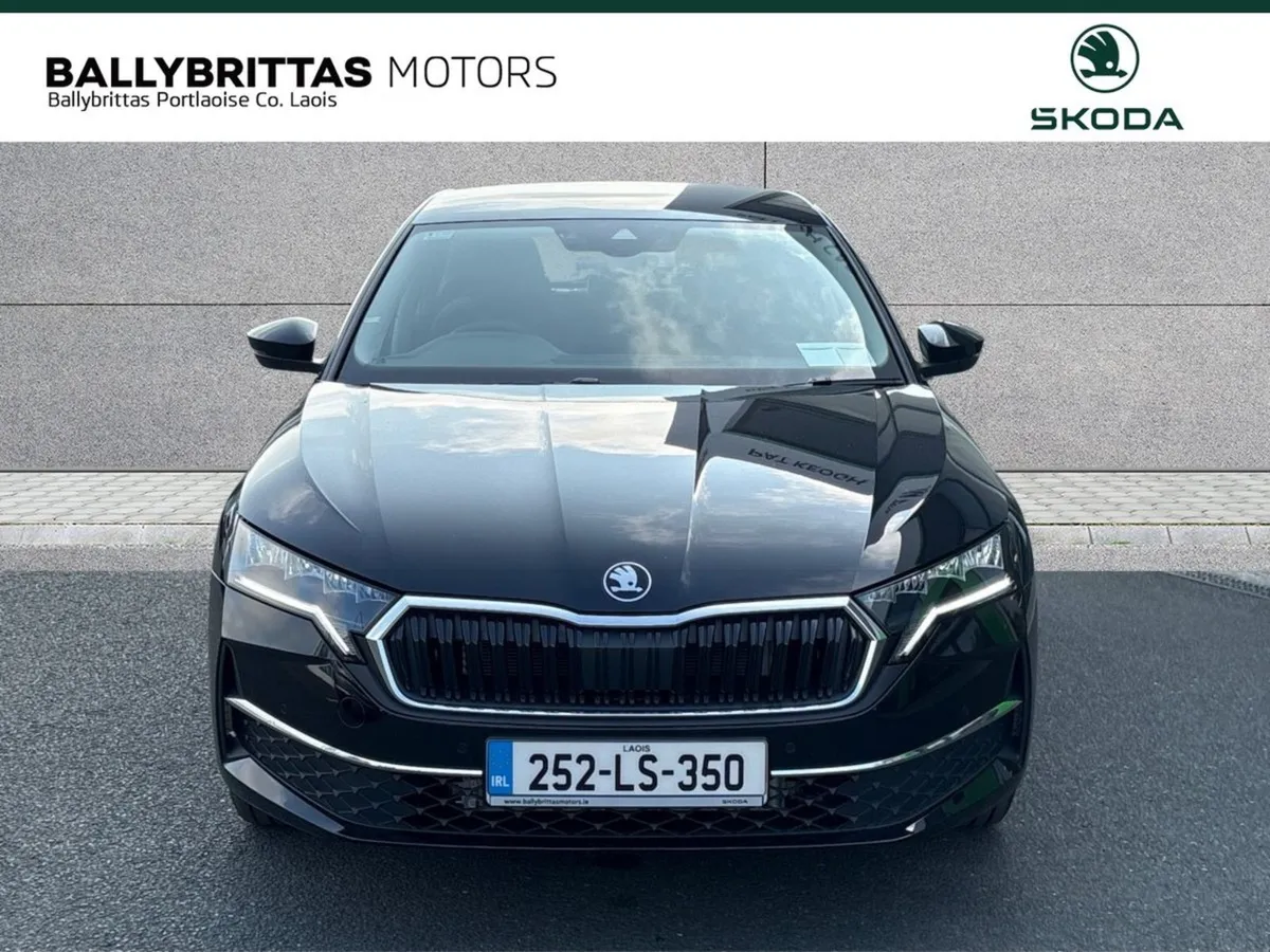Skoda Octavia Selection 1.5tsi 115HP - Image 3