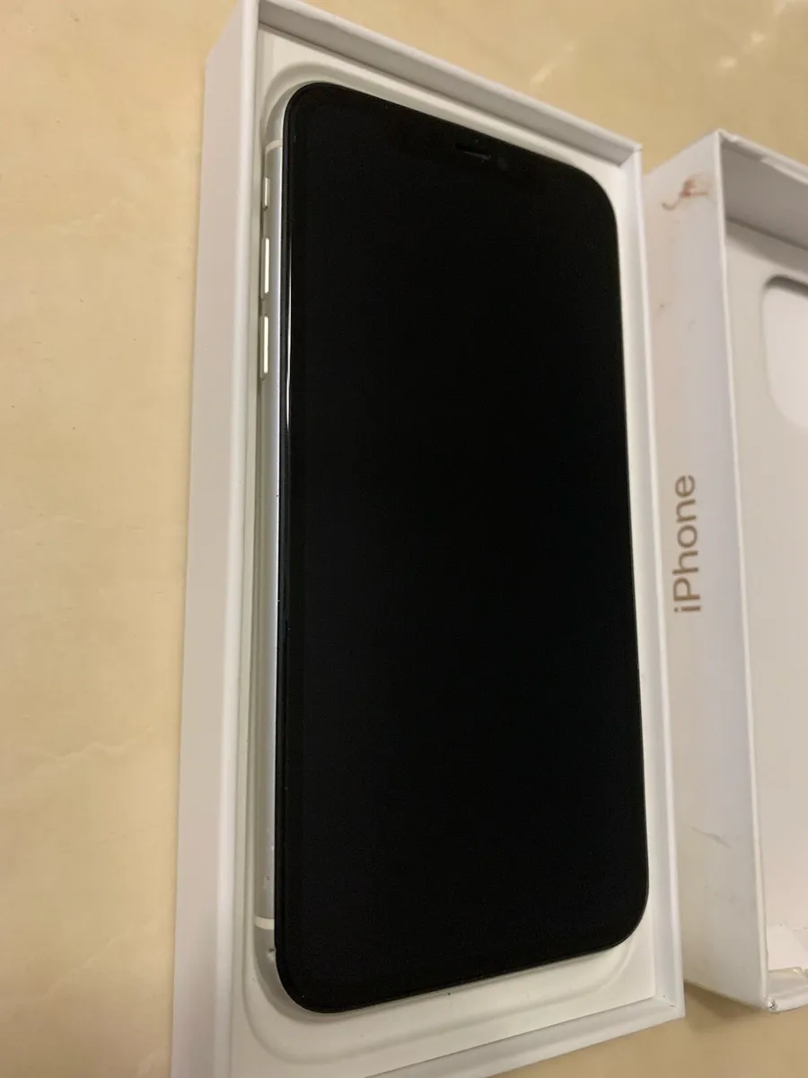 iPhone 11 64Gb white - Image 4