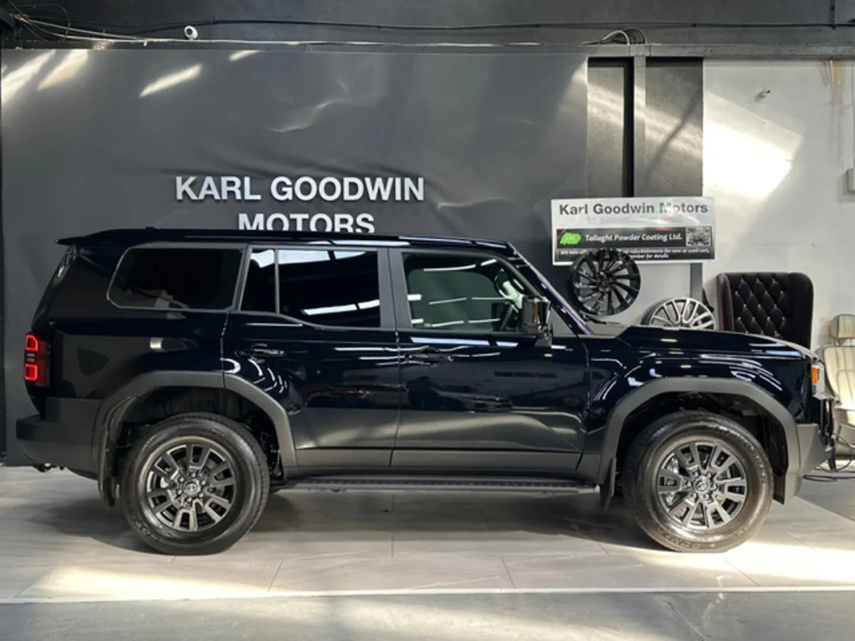 2.8 LWB COMMERCIAL HIGH SPEC - Image 3