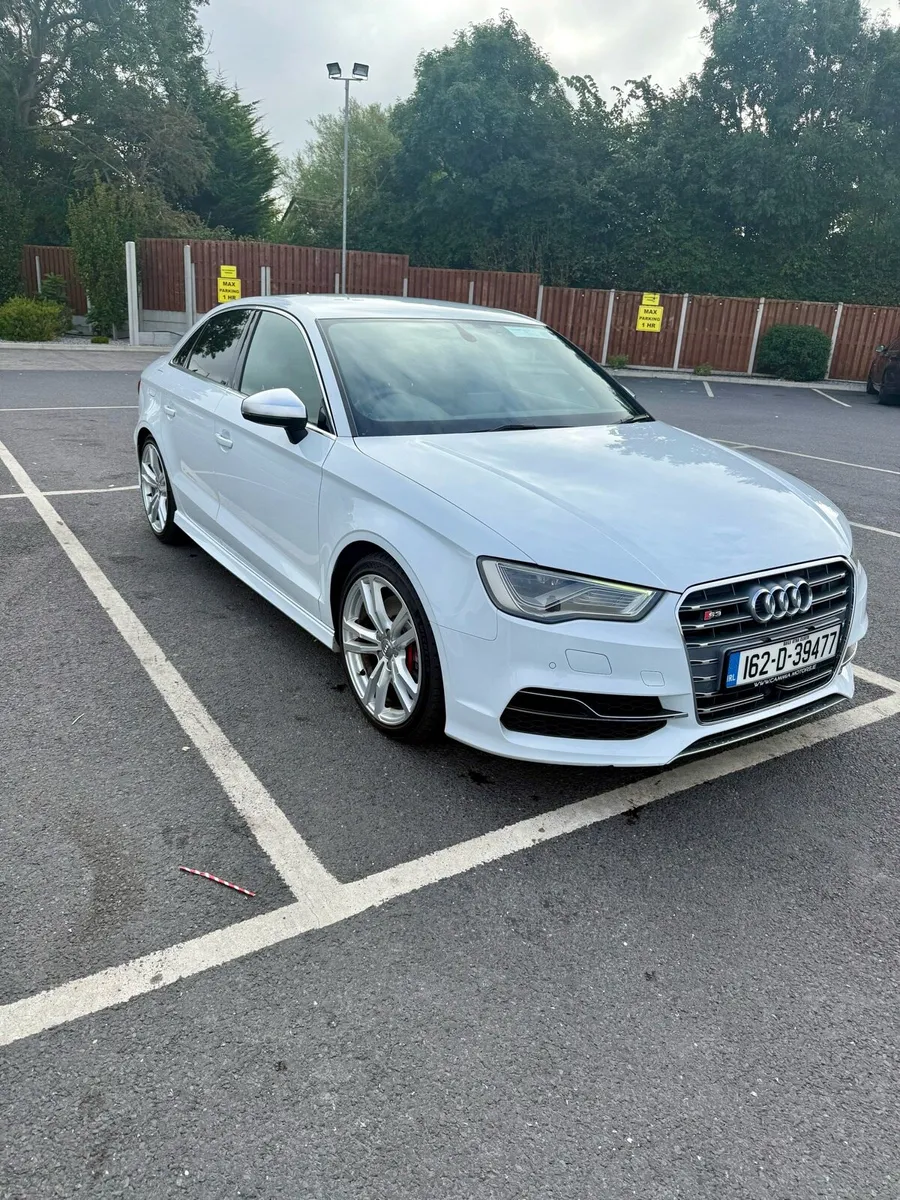 AUDI S3 SALOON White - Image 1